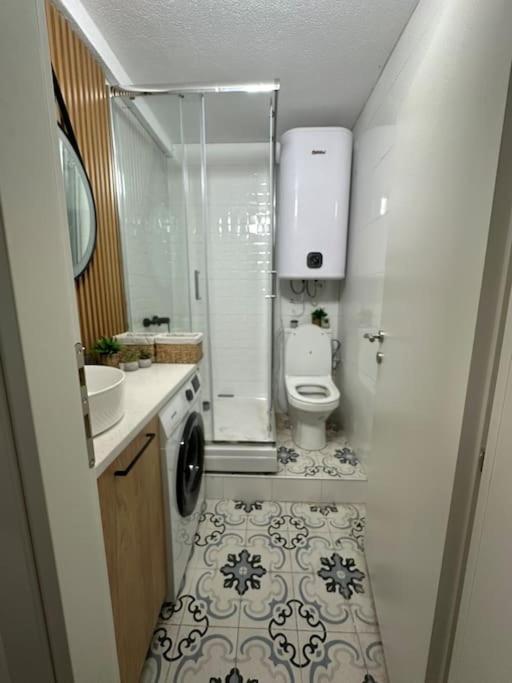 Tivat Apartment Bagian luar foto